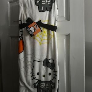 Hello Kitty Halloween Blanket